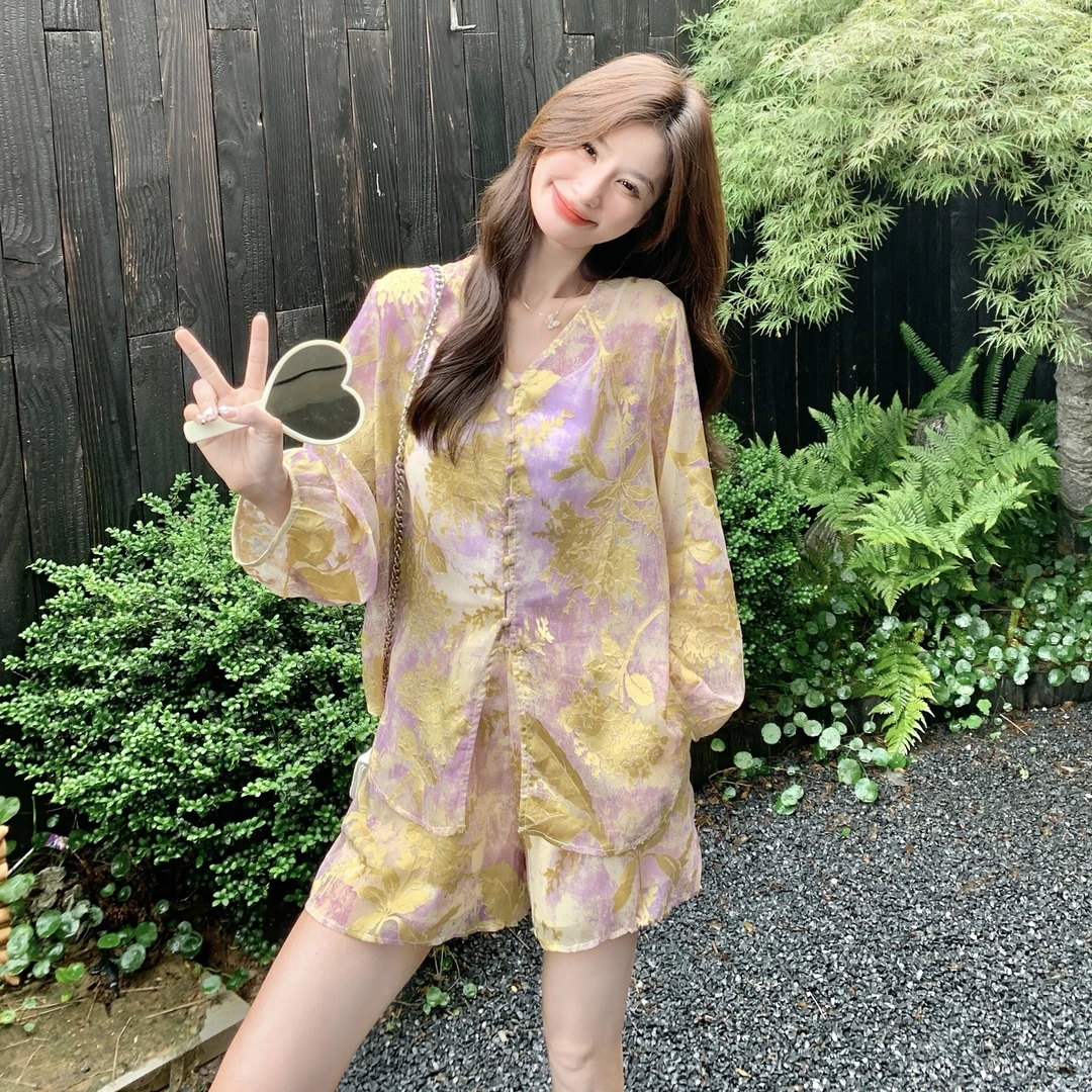 新中式风套装女超好看2025年夏季新款时尚高级感衬衫短裤两件套