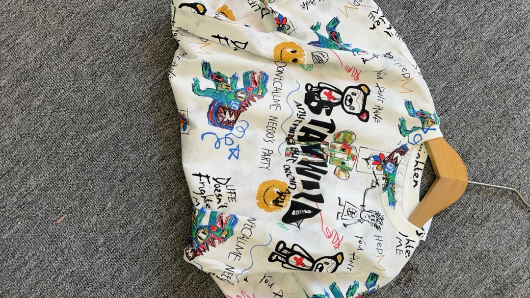 A类短袖男女通用男夏季休闲风T恤薄款碎花时尚防蚊满印