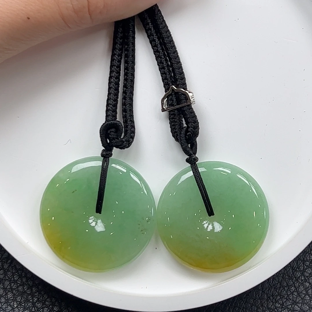 翡翠未镶嵌颈饰平安扣多样性发一