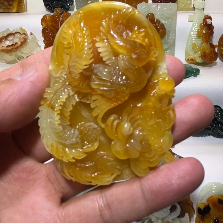 岫玉未镶嵌吊坠(赠链)