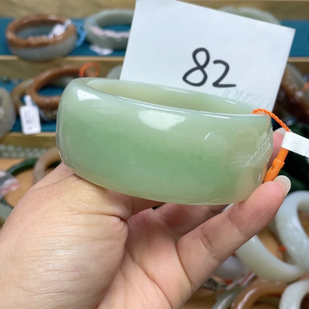 未镶嵌手镯和田玉圈口64