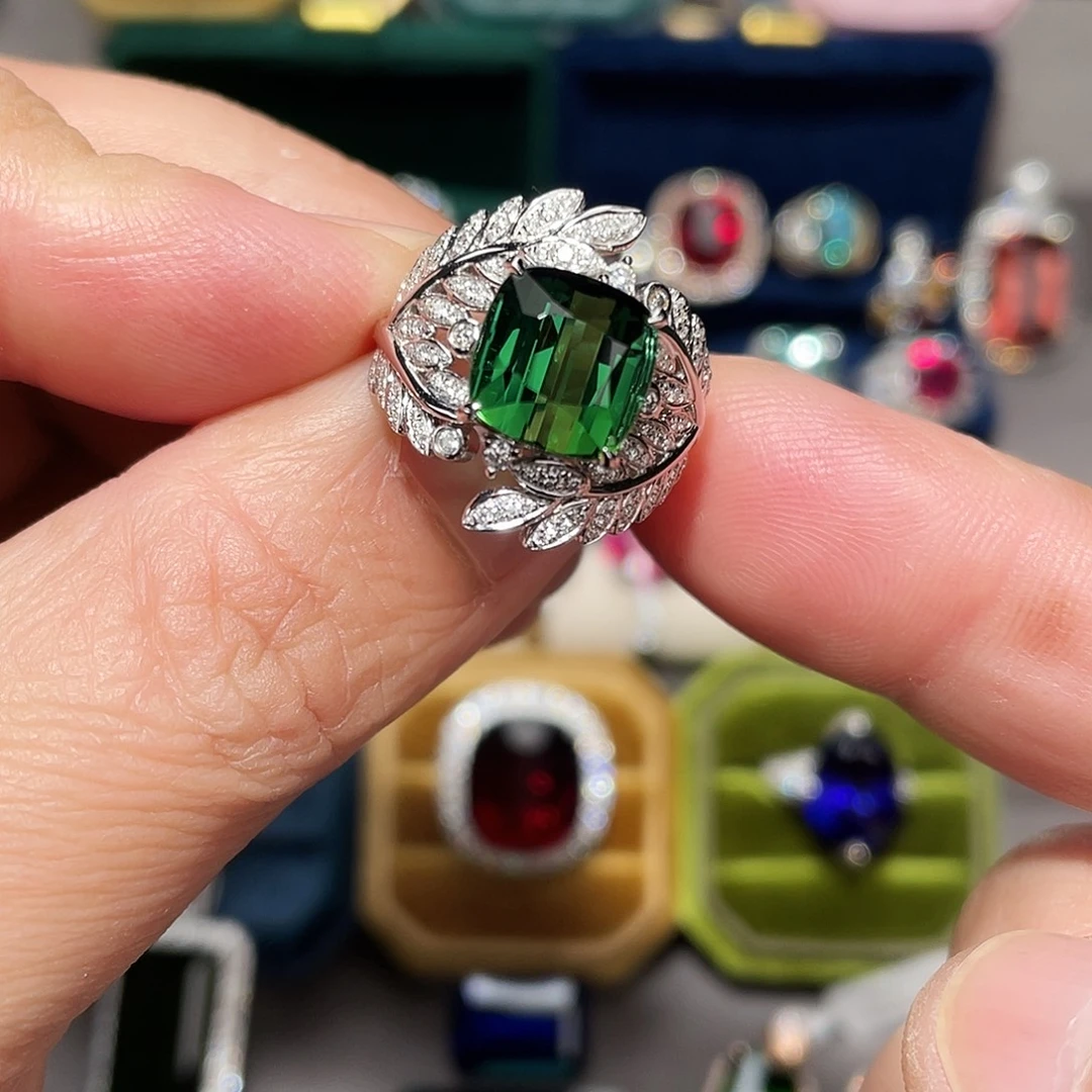 碧玺18K金镶嵌戒指5.71ct