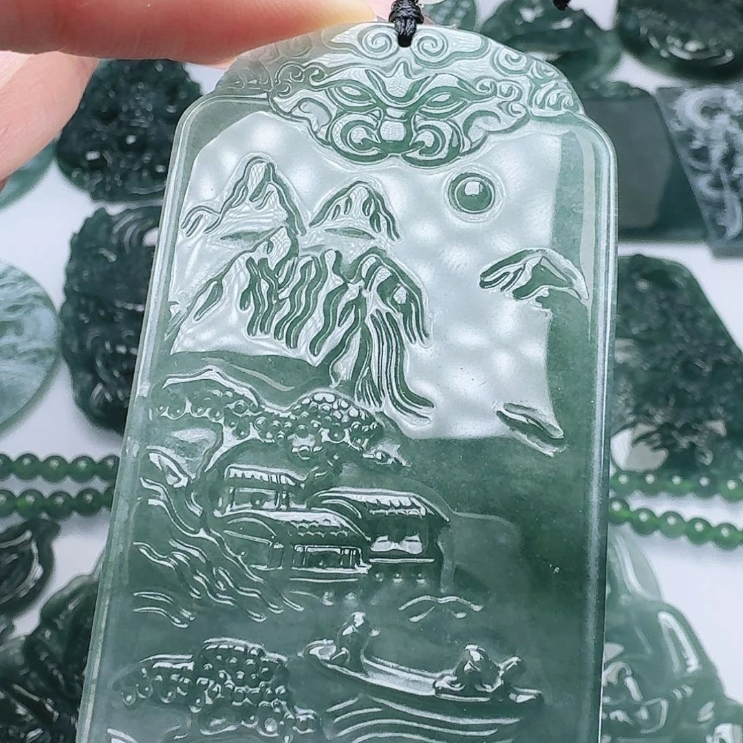 翡翠未镶嵌颈饰11