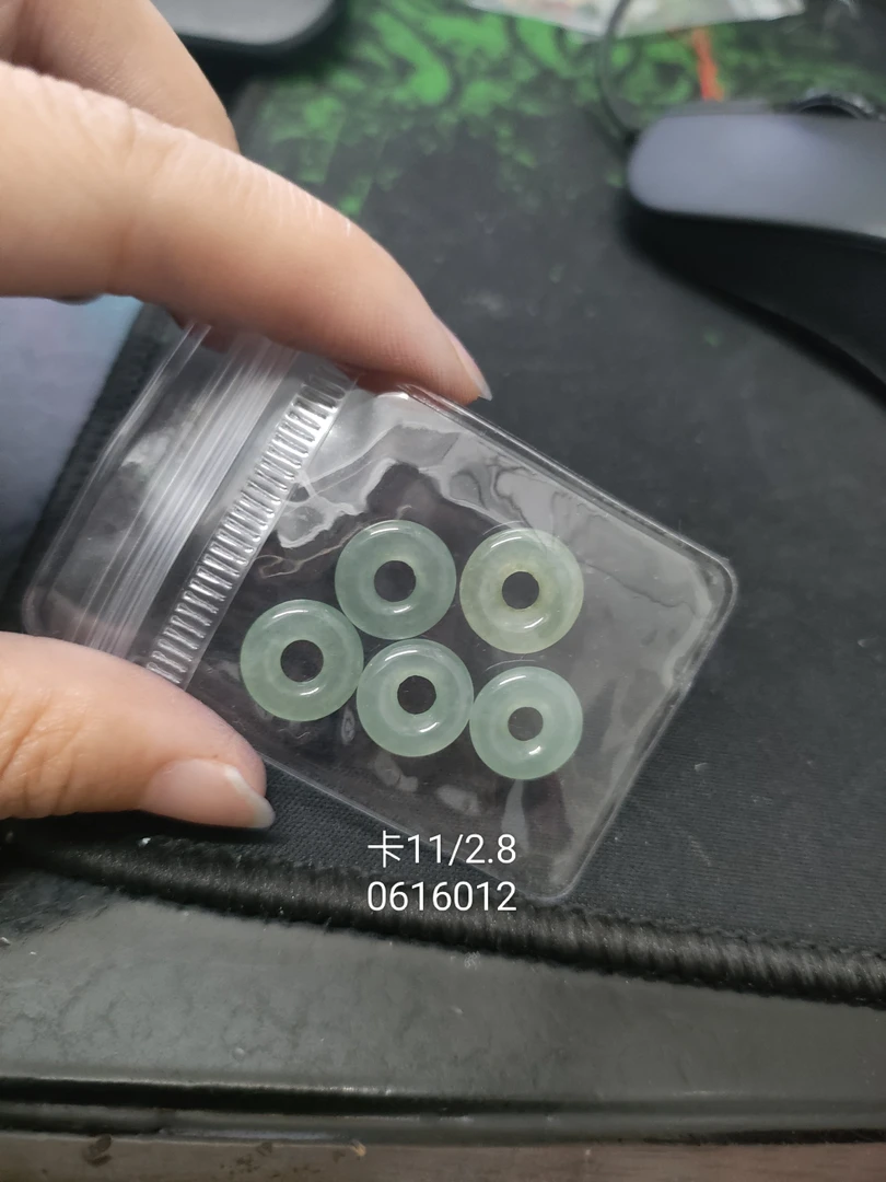 品质甜甜圈天然缅甸翡翠A货