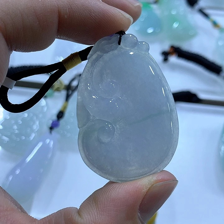 翡翠颈饰未镶嵌天然翡翠A货吊坠