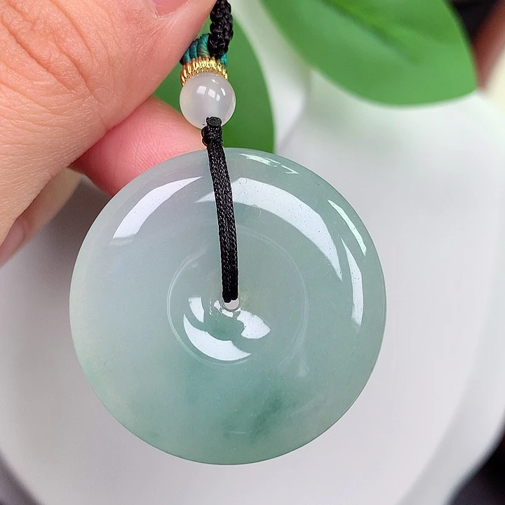 颈饰未镶嵌翡翠平安扣34.4x5.7mm