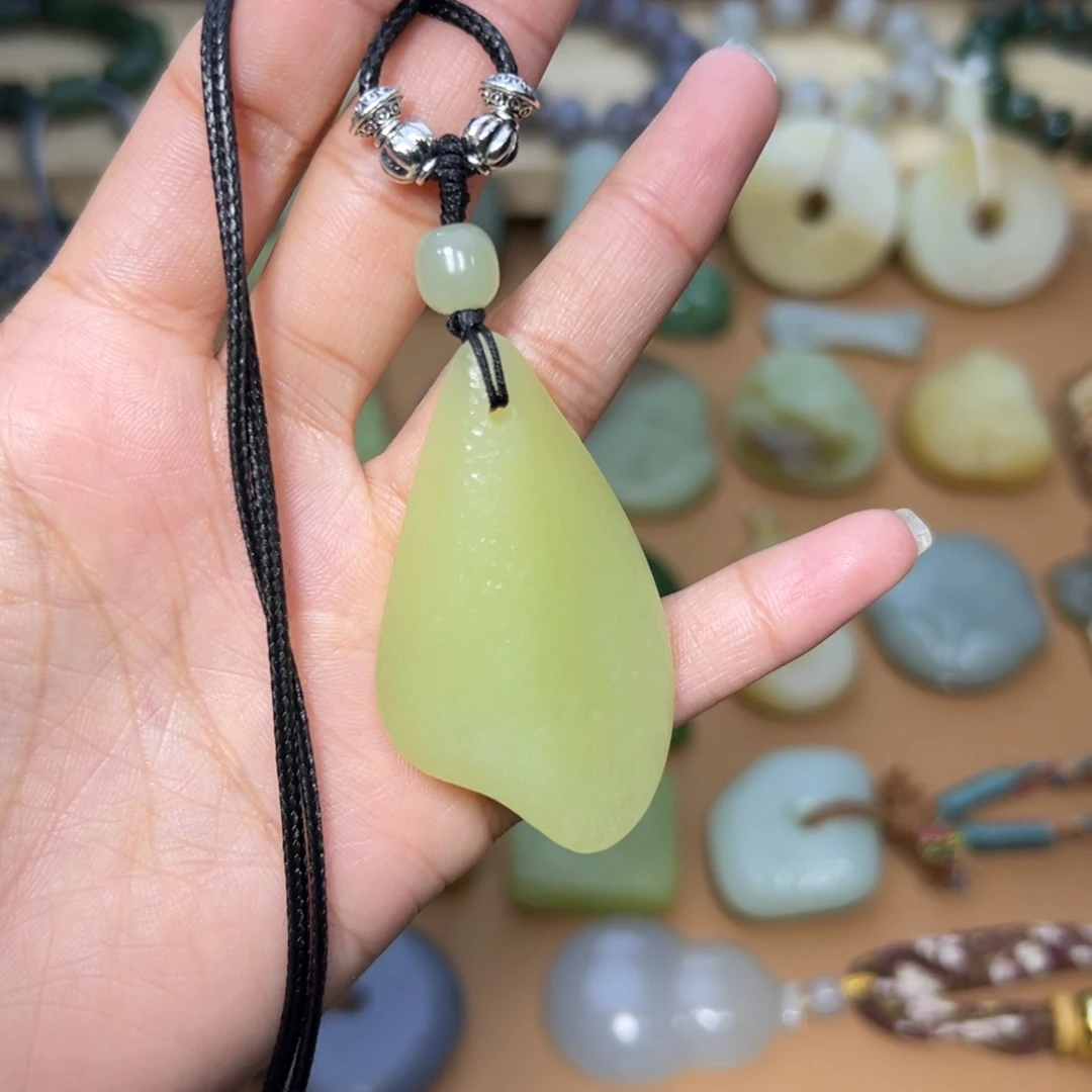 颈饰未镶嵌和田玉用****3