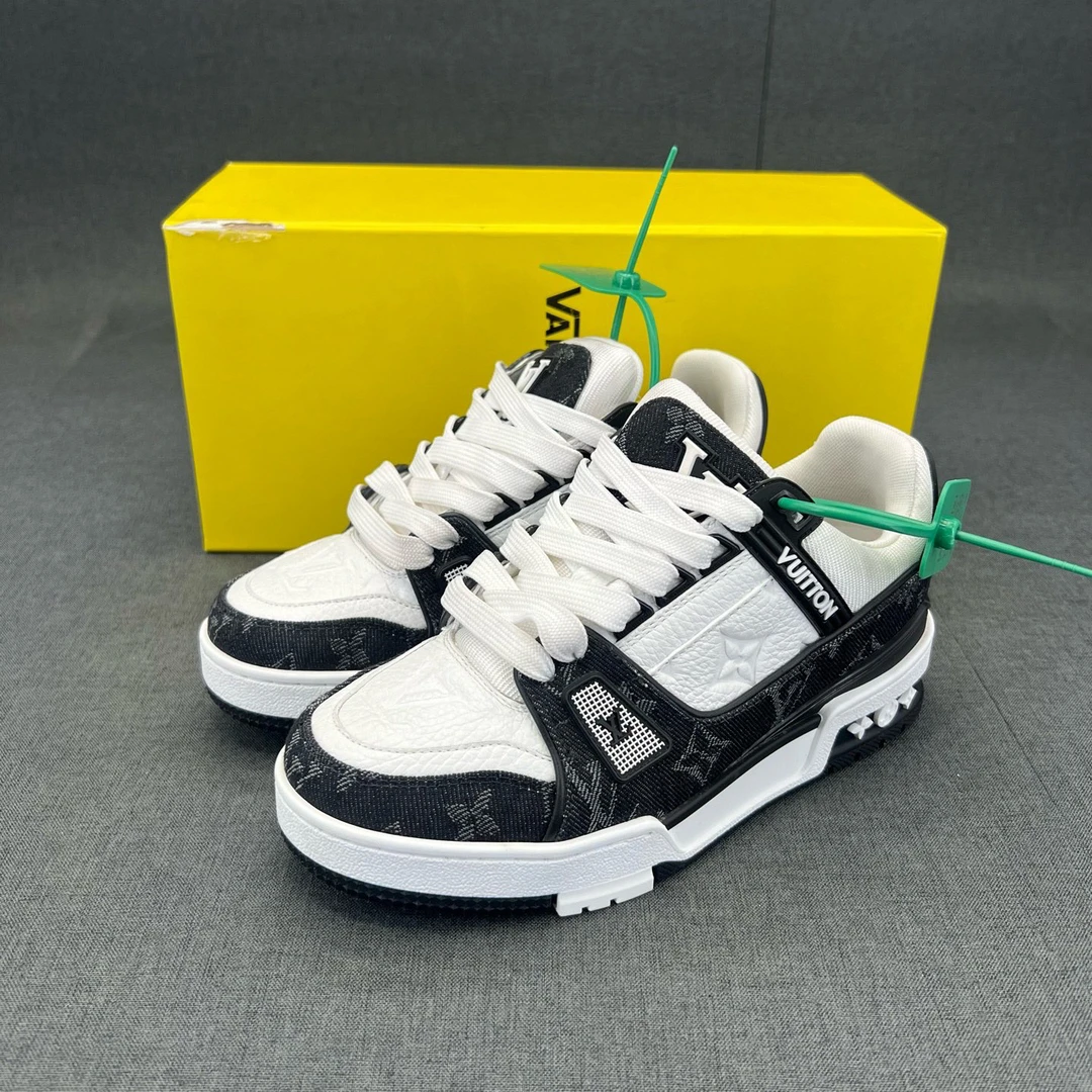 95新 LouisVuitton/路易威登 码数35.5lv鞋 trainer黑白牛仔原盒