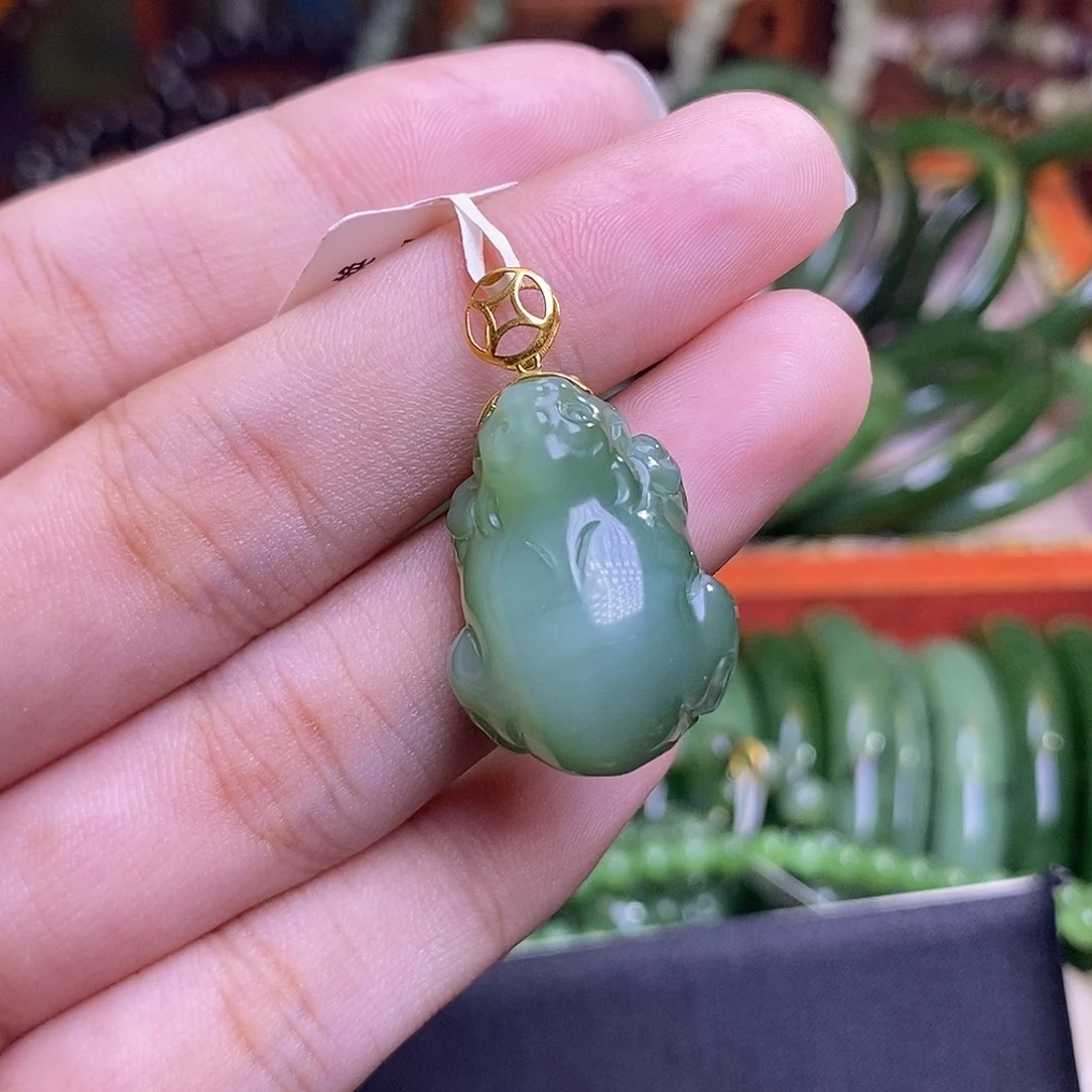 和田玉未镶嵌颈饰碧玉猫眼金镶猫眼貔貅