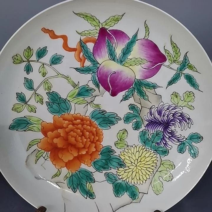 壶听*人粉彩花盘子一只