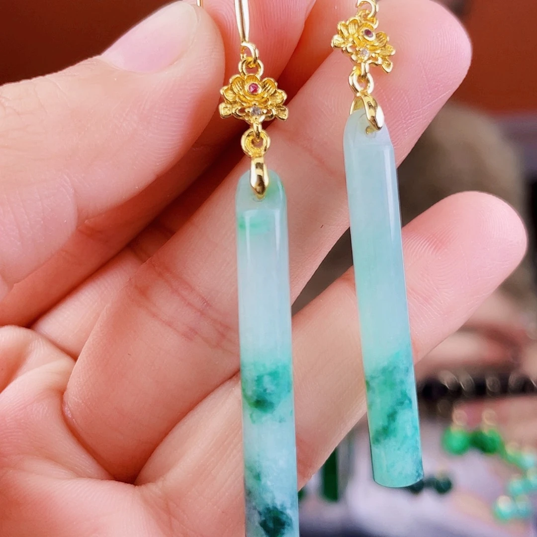 翡翠未镶嵌耳饰饰品