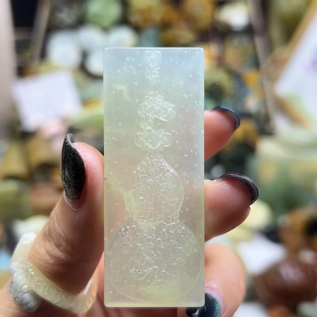 岫玉未镶嵌颈饰岫玉暴风雪葫芦