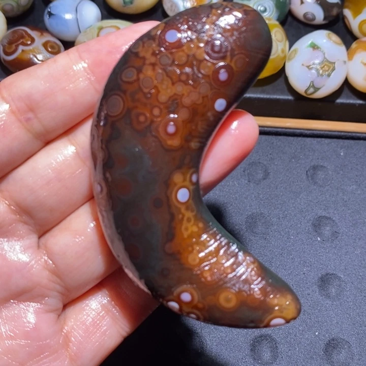 未镶嵌玛瑙/玉髓珠宝半成品43