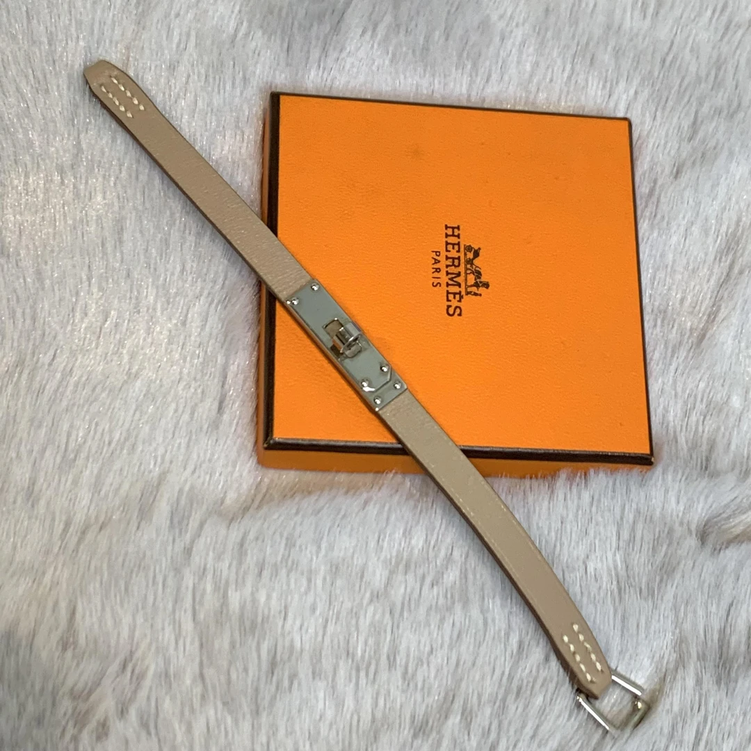 95新 Hermes/爱马仕 壹臻/南男 kelly皮环手镯s 框Q/38067356