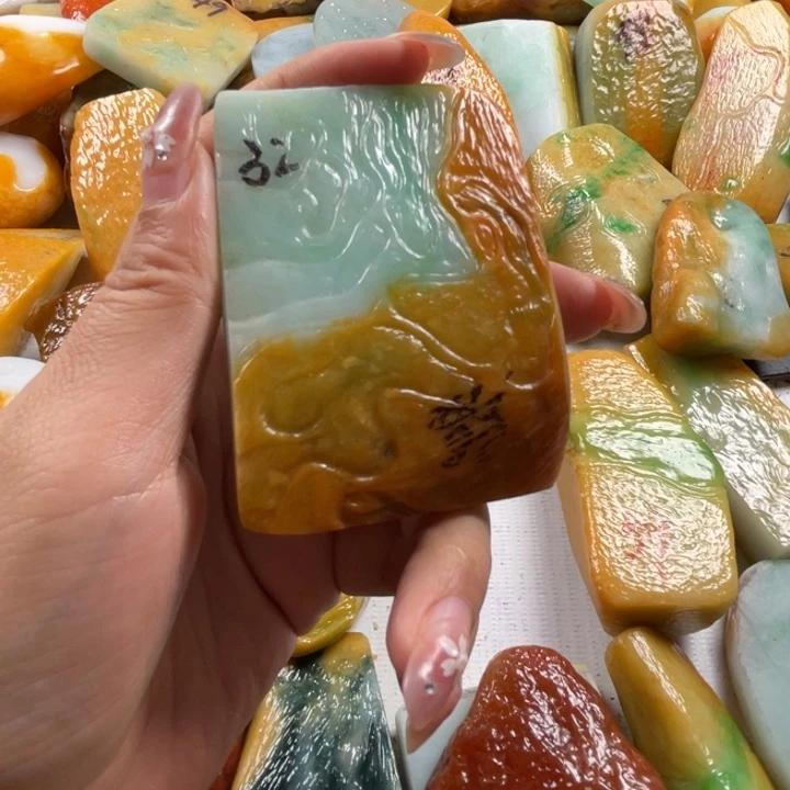 【闪购商品】未镶嵌定制翡翠有**应翡翠