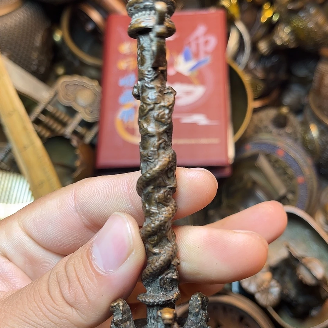 精美铜器工艺品等