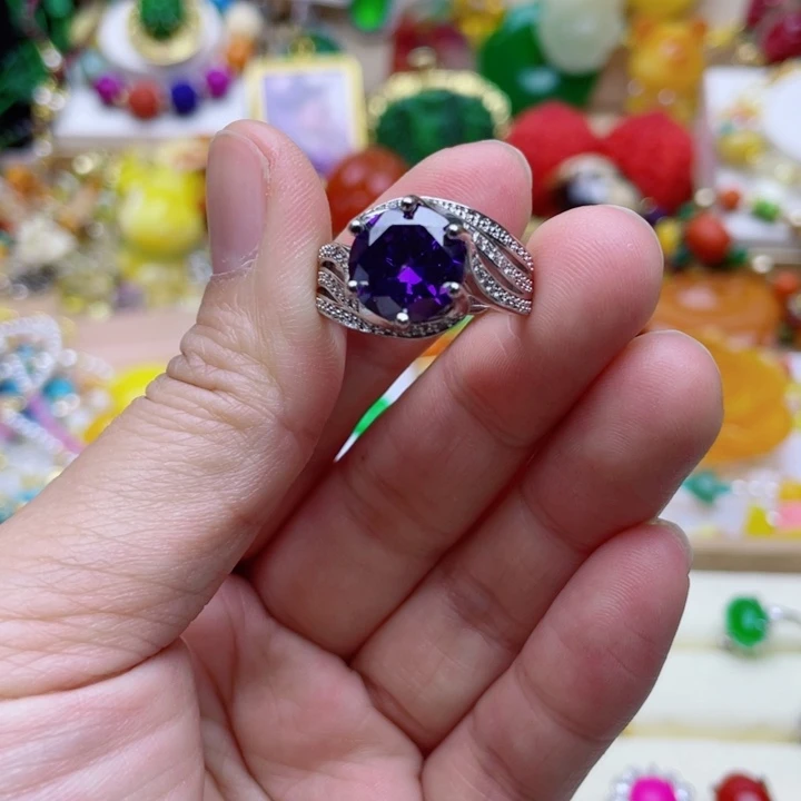 树脂制品12号紫色戒指