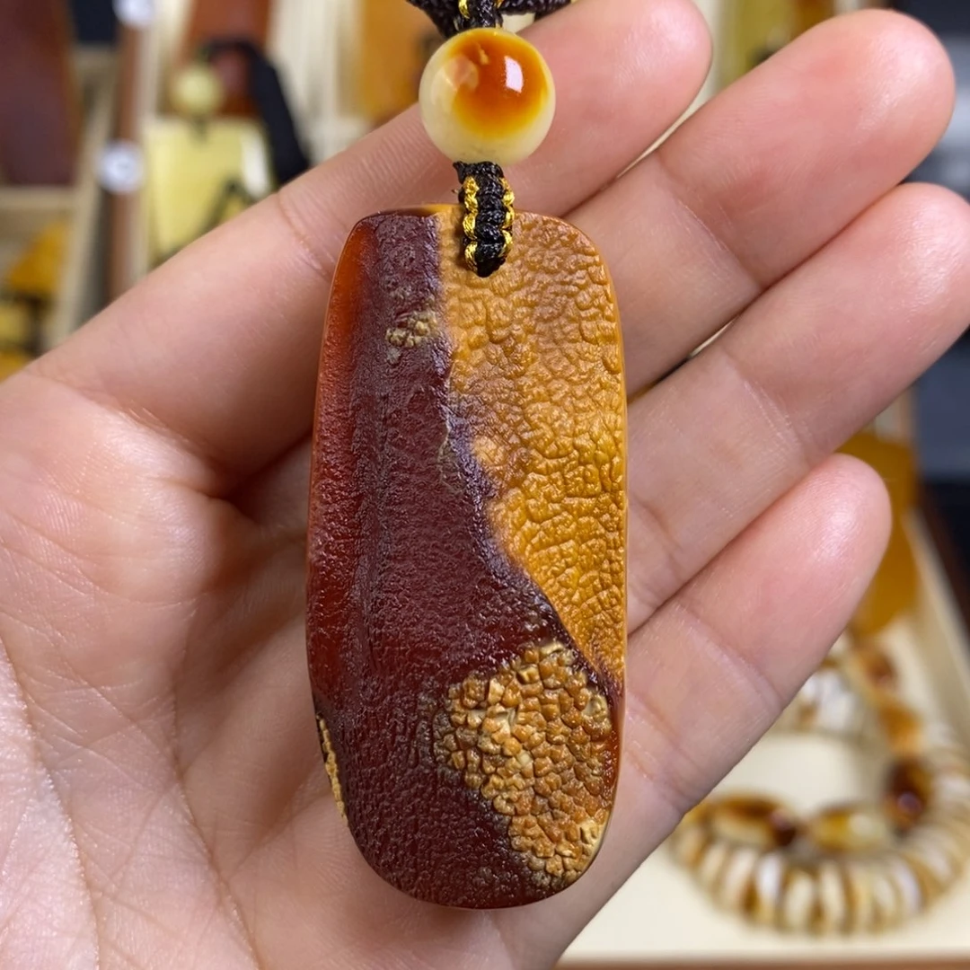 蜜蜡裸石未镶嵌?*-大漠