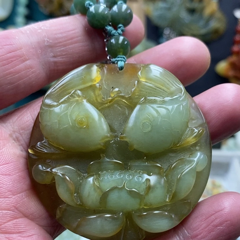 【闪购商品】蛇纹石玉未镶嵌吊坠