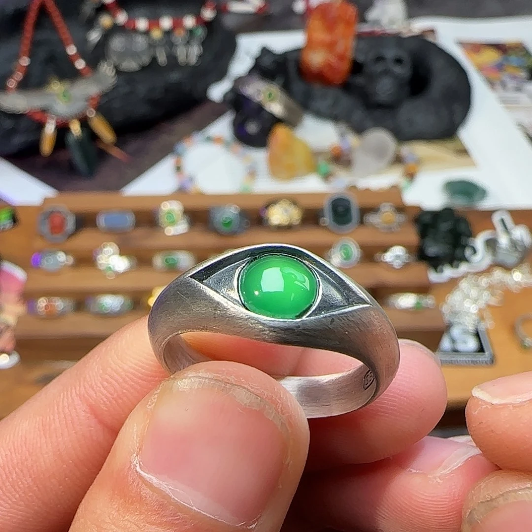 汤***圆翡翠银S925镶嵌戒指