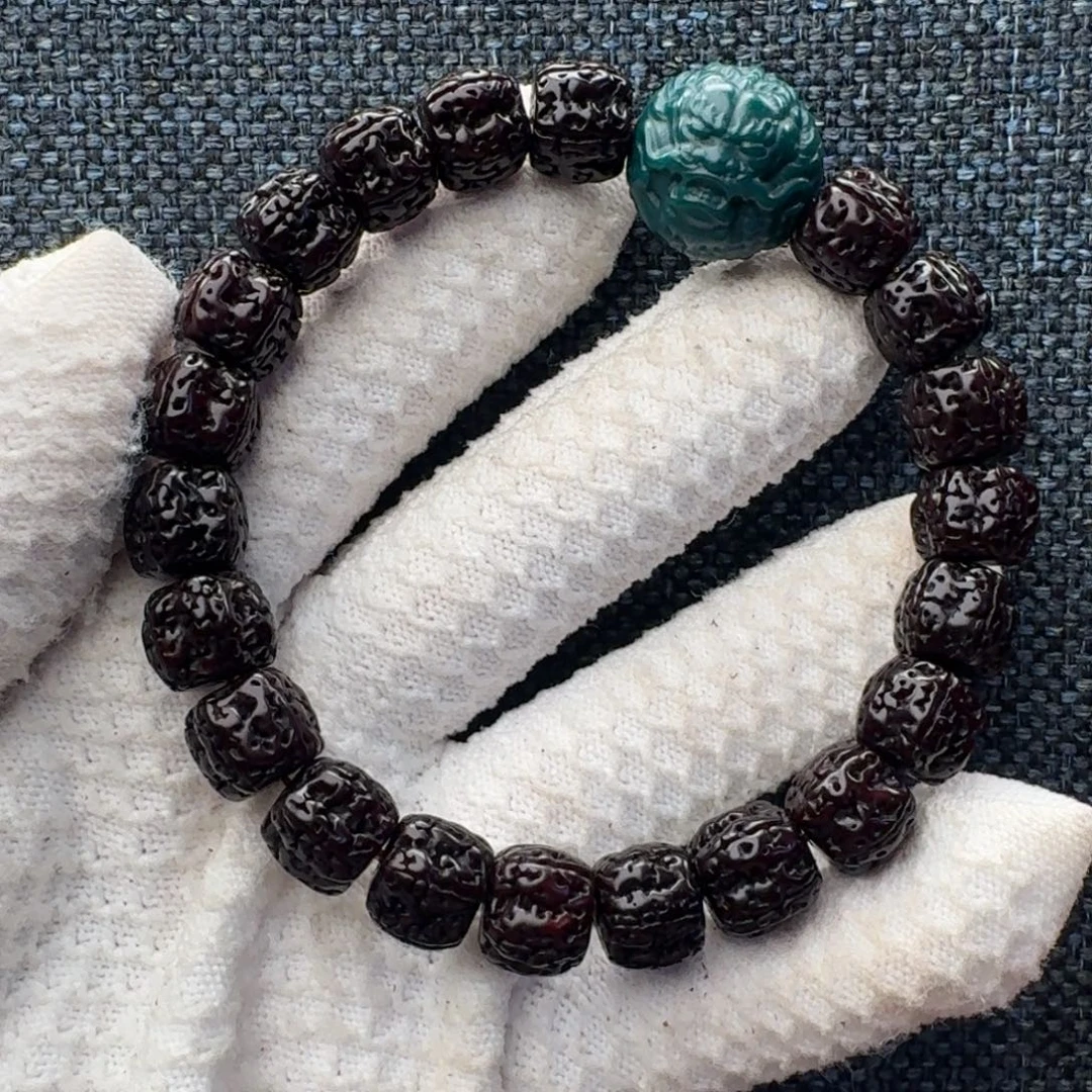 金刚菩提吊坠黑金