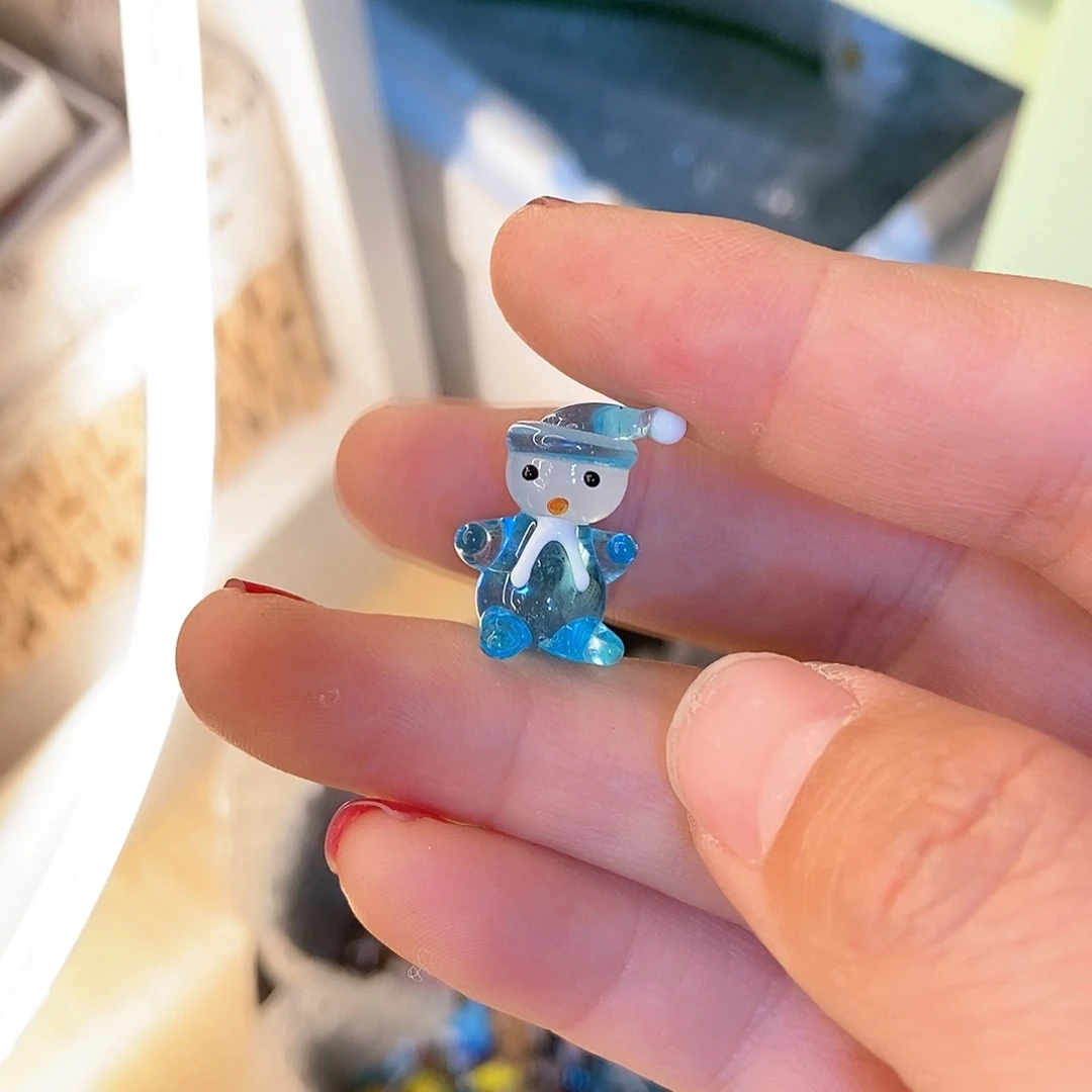 琉璃手工艺品来***吧雪人