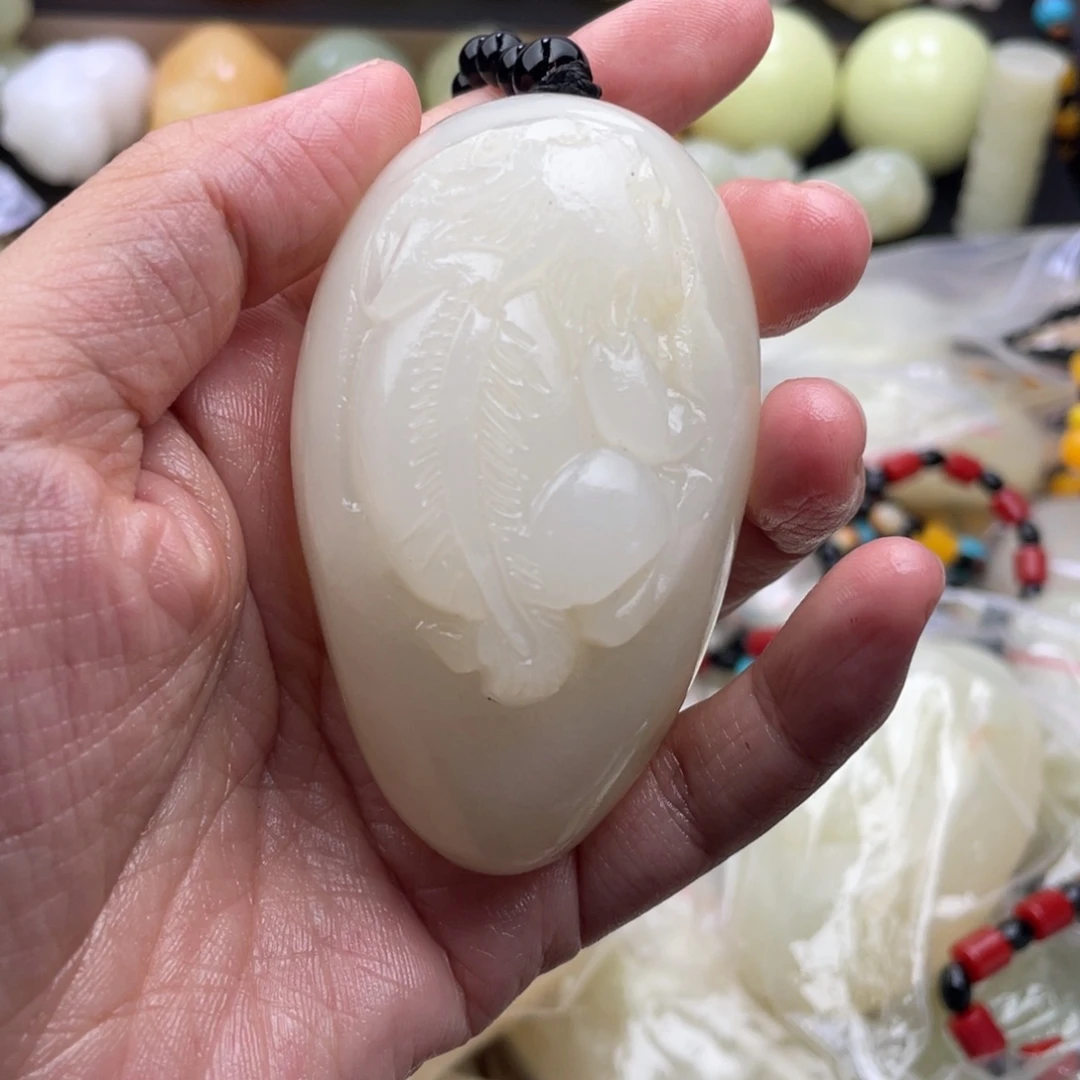 石材浪***忆天然古青石手把件