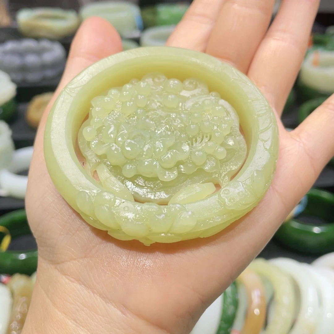 未镶嵌手镯和田玉44