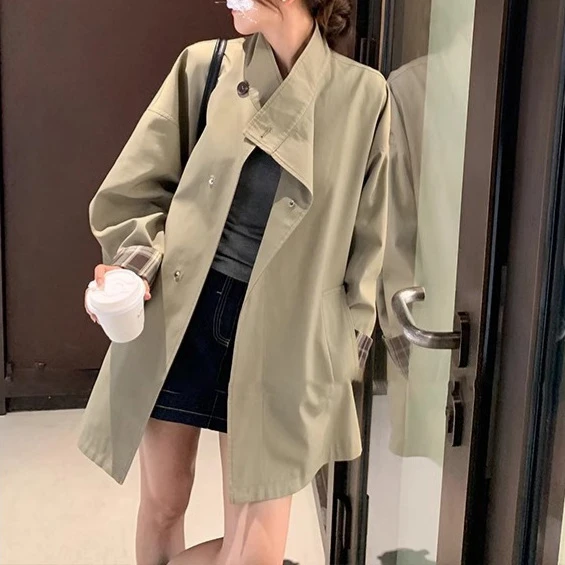 时尚衣橱~2025秋季新款高级感小个子短款风衣女宽松外套复古简约