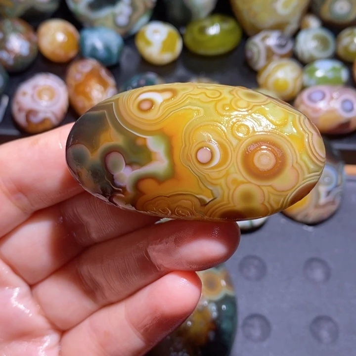 未镶嵌玛瑙/玉髓珠宝半成品112