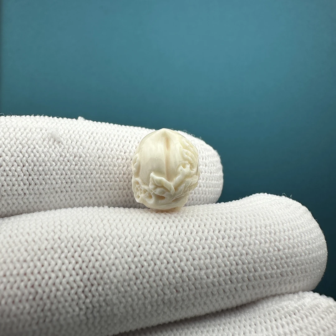 K1341天然猛犸牙雕刻珠11*13mm一物一图假一罚十