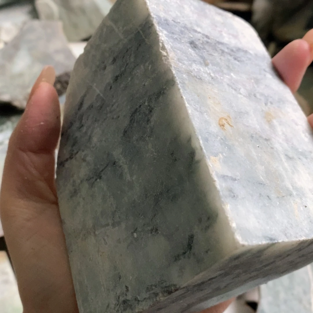 颈饰未镶嵌翡翠天然翡翠