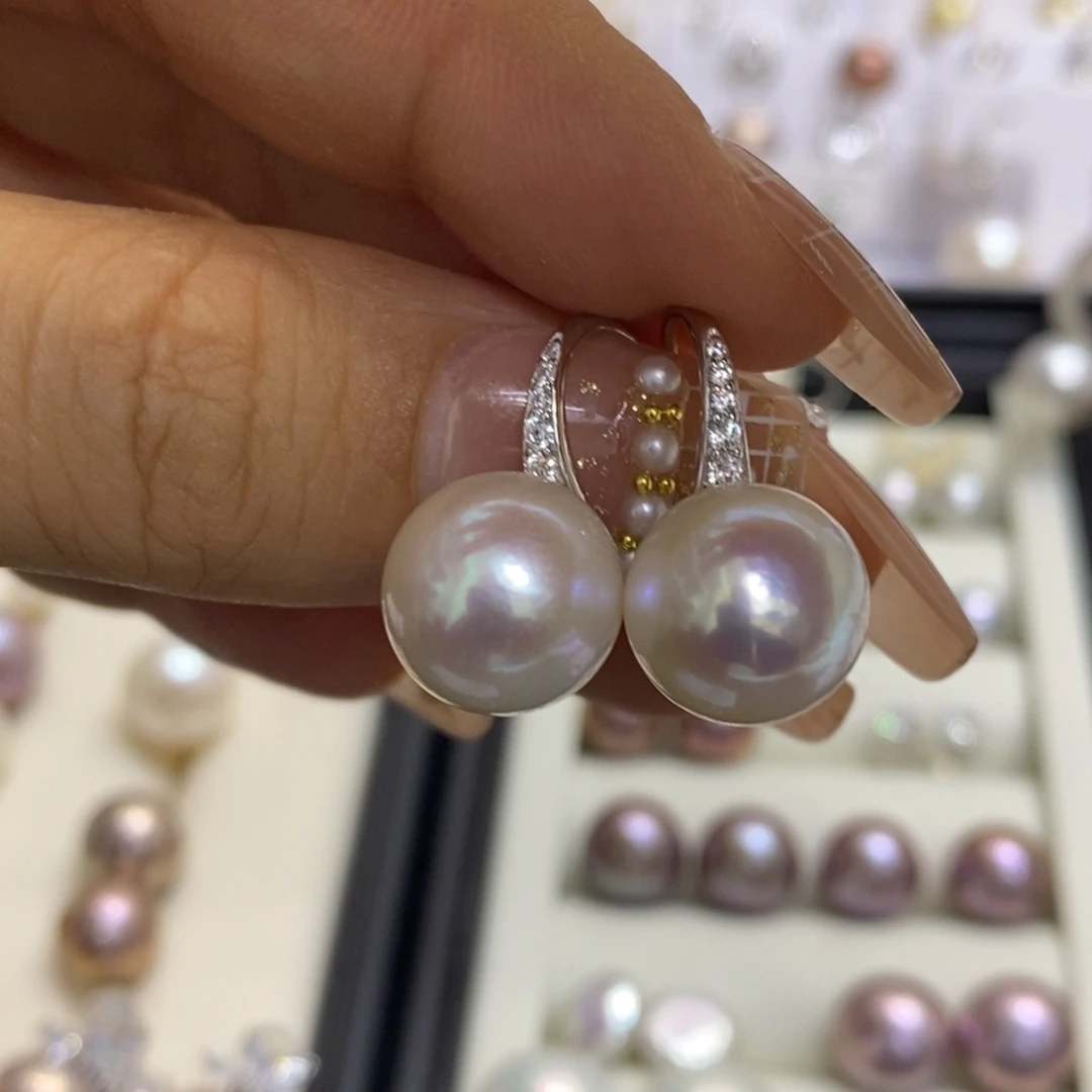 银S925镶嵌淡水珍珠耳饰11.4