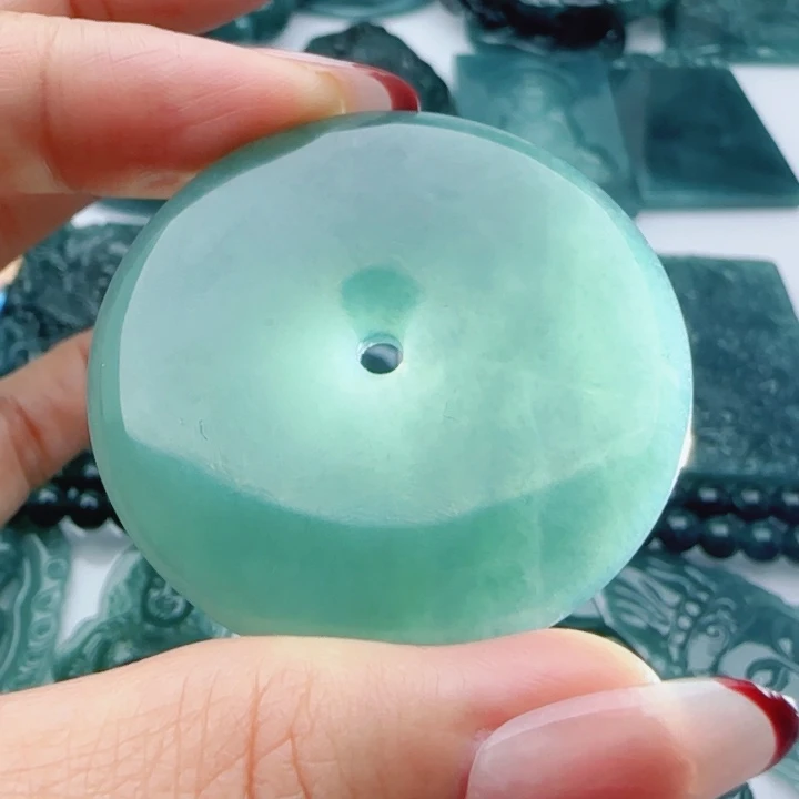 翡翠未镶嵌颈饰多样性发货天然A货翡翠