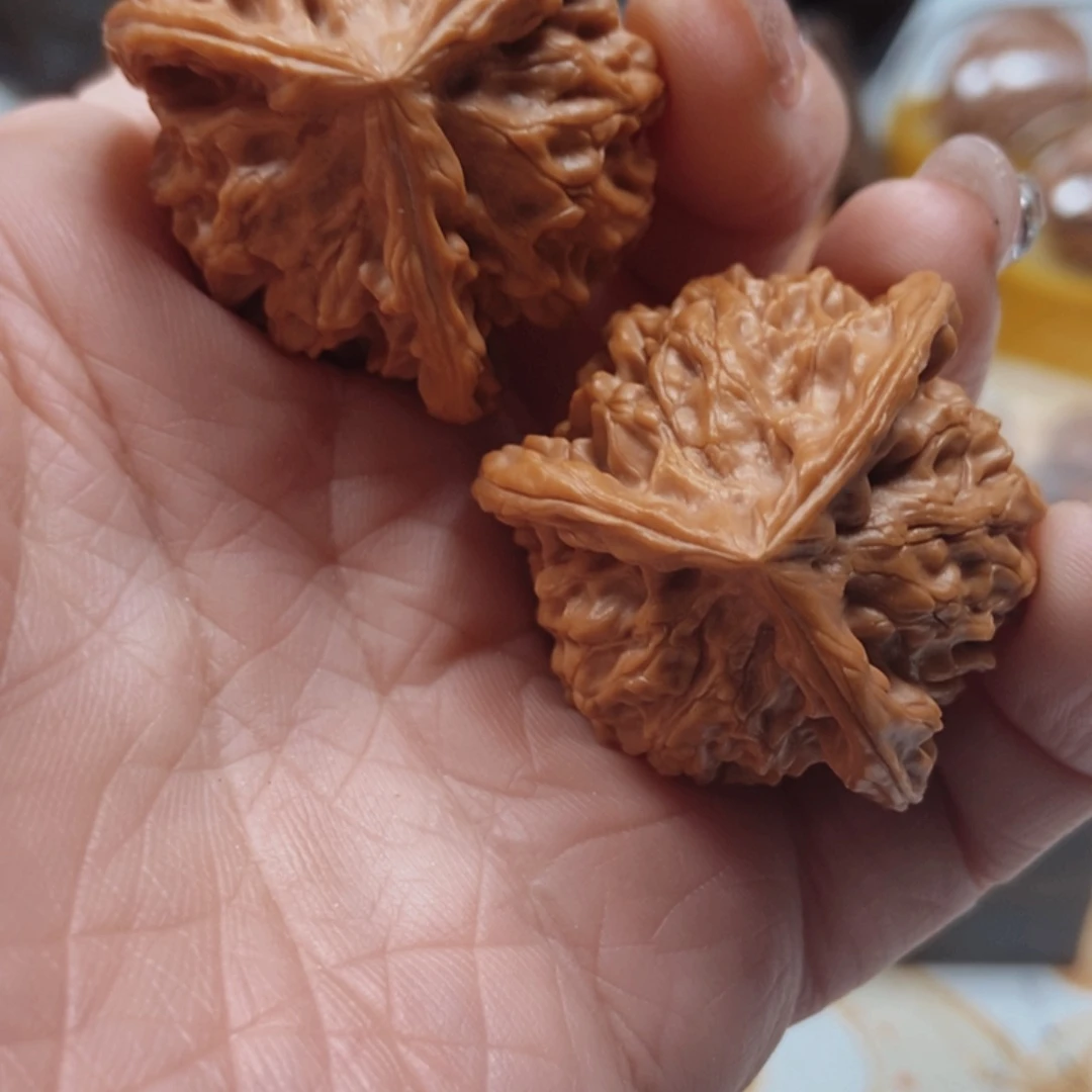 文玩核桃吊坠盘山
