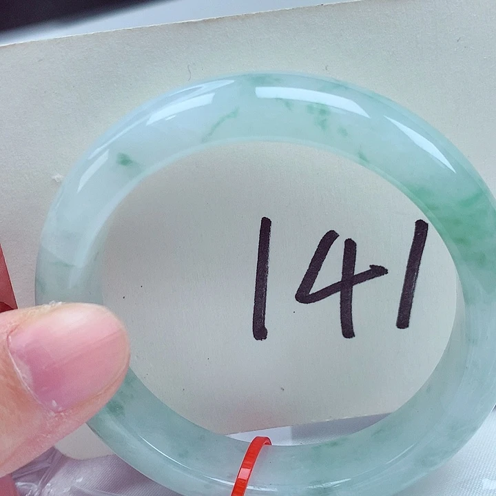 翡翠未镶嵌手镯翡翠