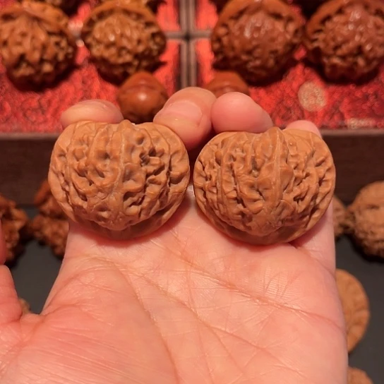 文玩核桃吊坠E****k玉玺宫灯