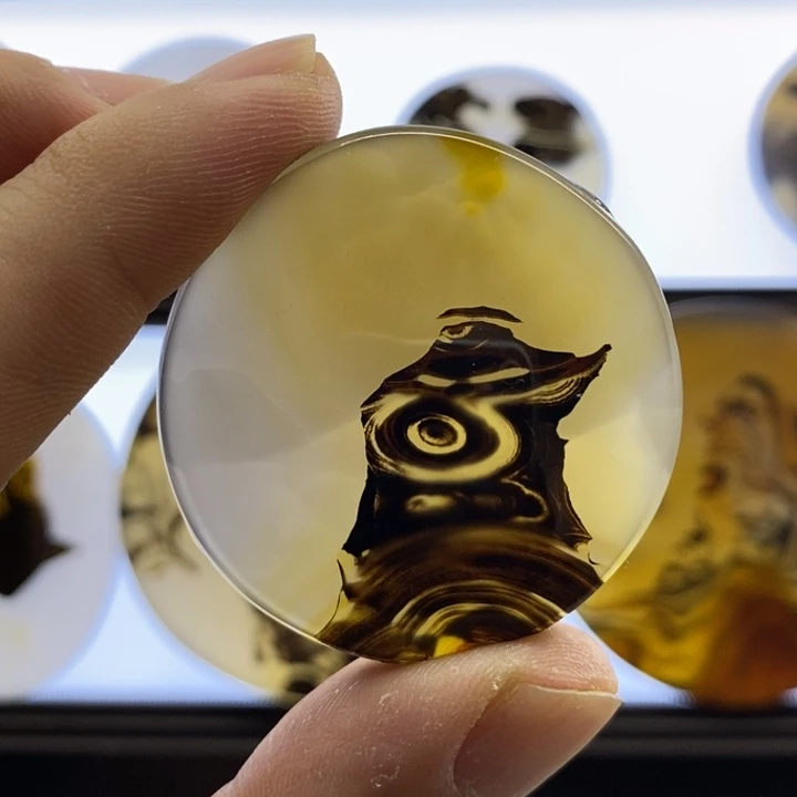 玛瑙/玉髓合金颈饰