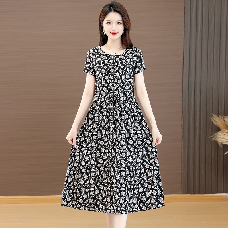 棉绸连衣裙女2025夏新款修身显瘦圆领短袖通勤百搭A字大摆长裙子