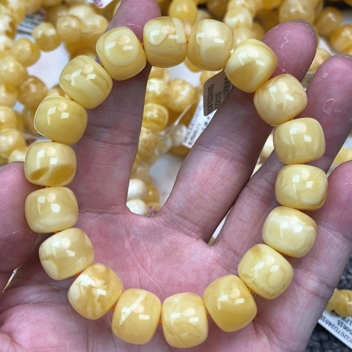 琥珀未镶嵌珠宝奇石18