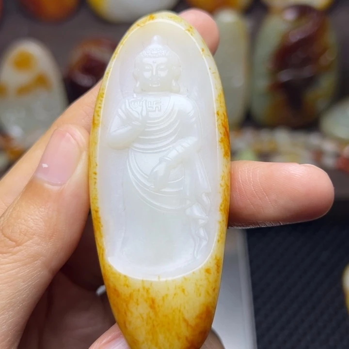 和田玉未镶嵌颈饰