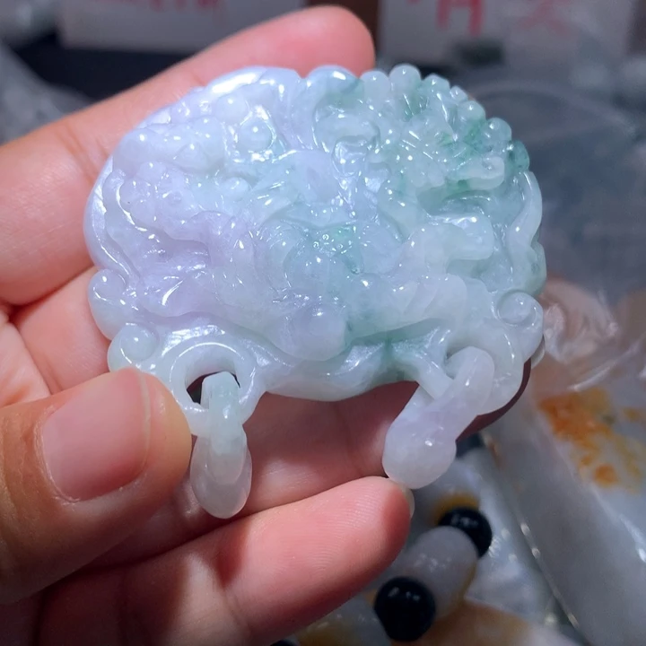 翡翠未镶嵌颈饰保真天然A货翡翠