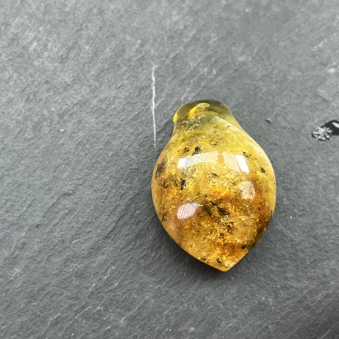 A341天然蜜蜡琥珀特色爆花卡子