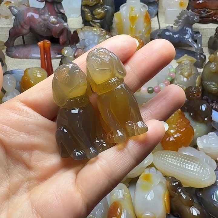 贵***哥玛瑙/玉髓未镶嵌饰品