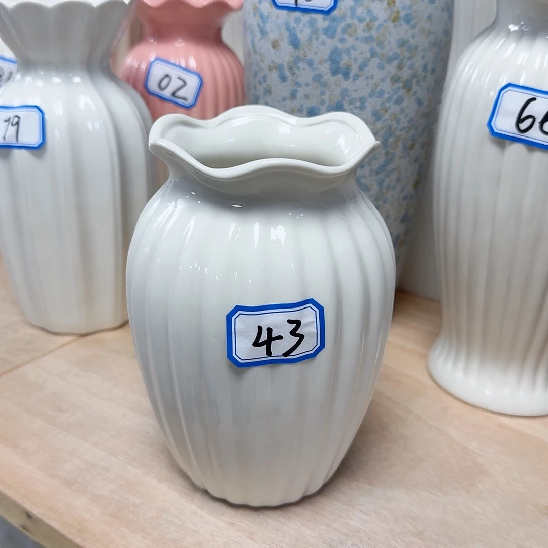 瓶43号小胖白陶瓷高16厘米一个