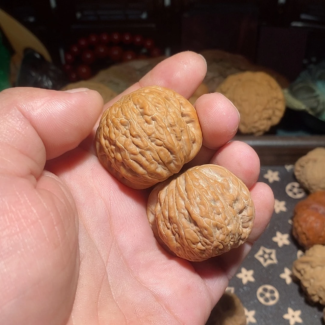 ✘***✘文玩核桃吊坠看看这个吧哈哈哈