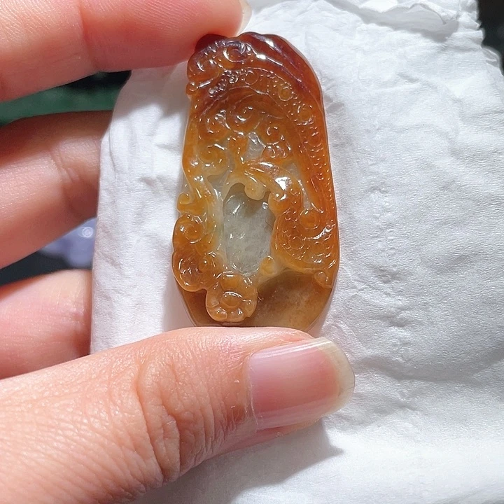 颈饰未镶嵌翡翠天