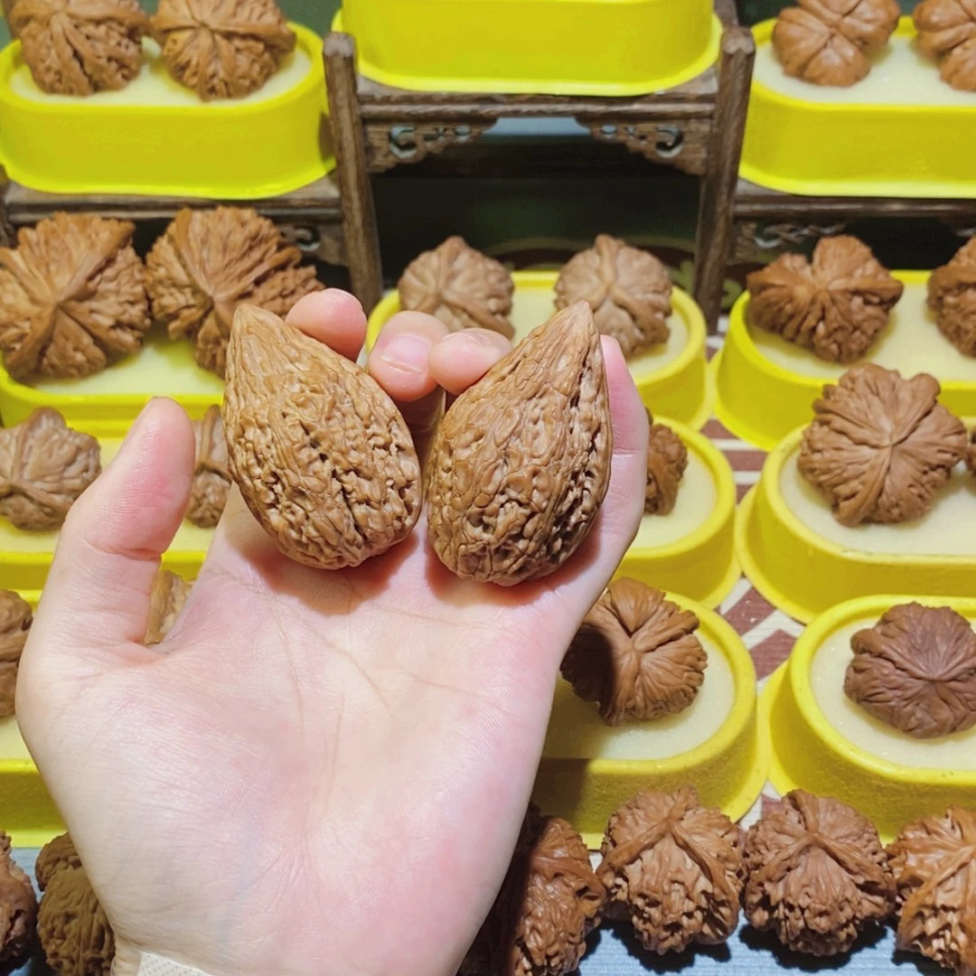 【闪购商品】吊坠文玩核桃?****