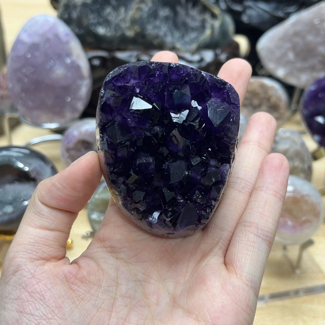 未镶嵌水晶大型摆件（非配饰）盖**雄