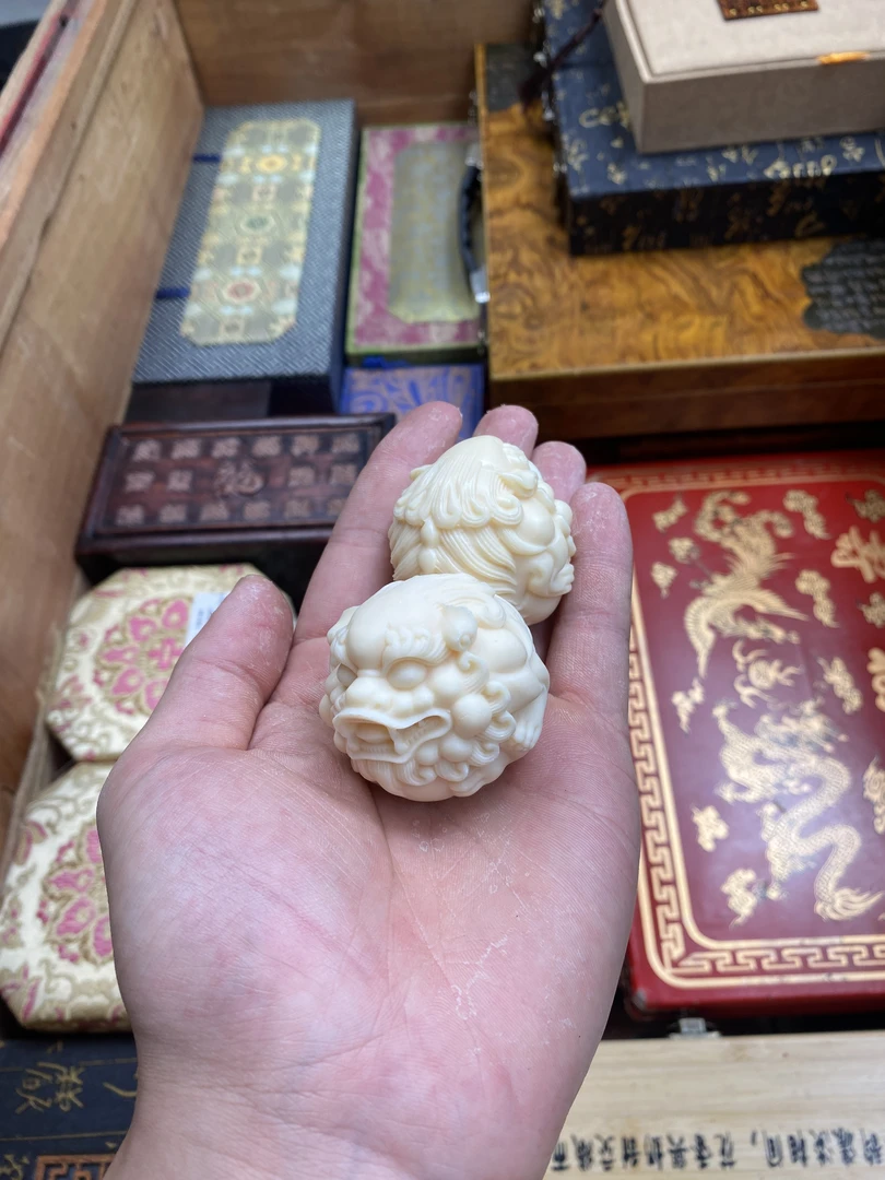 【闪购商品】猛犸牙手球